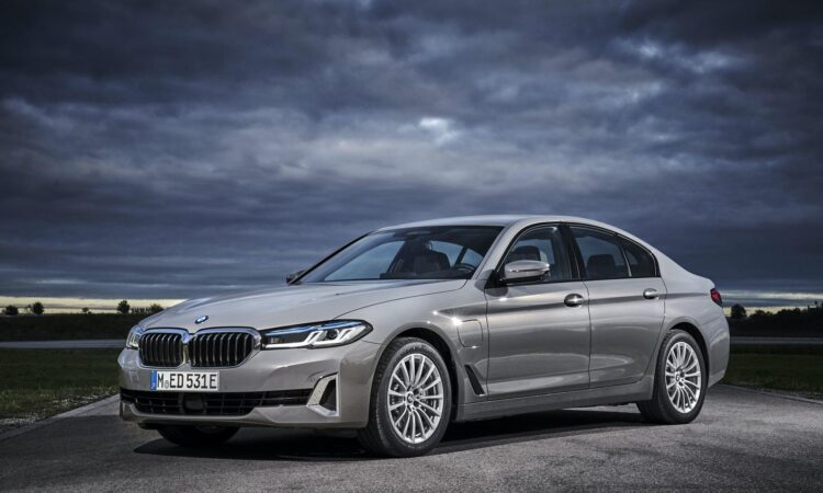 BMW 530e 2021