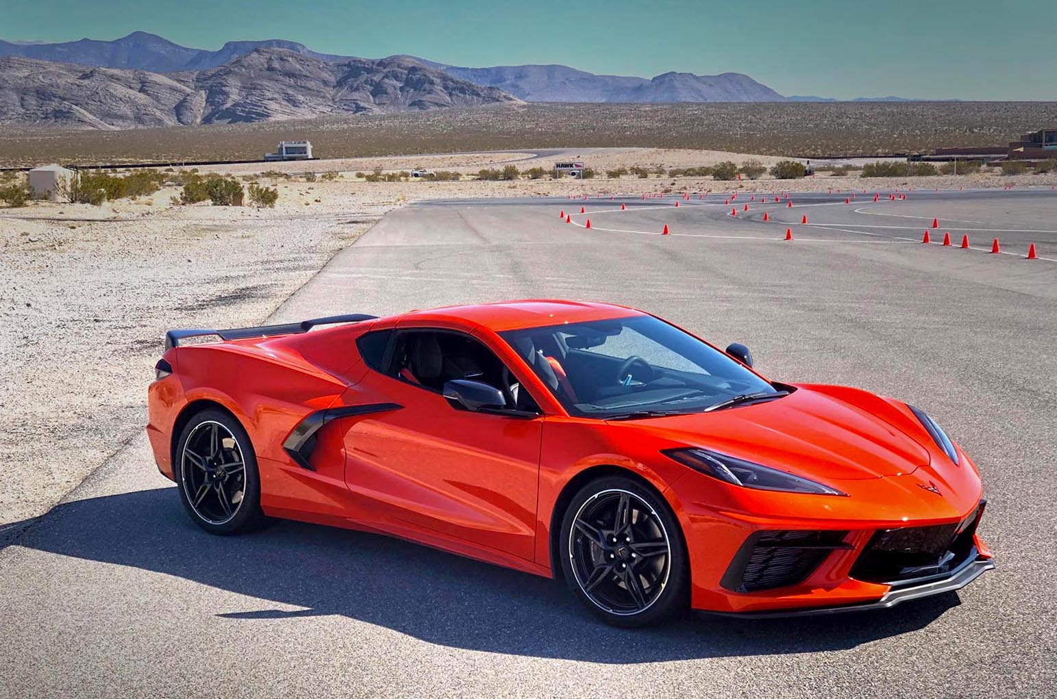 ¿Debería el Chevrolet Corvette C8 parecerse más a un Corvette?