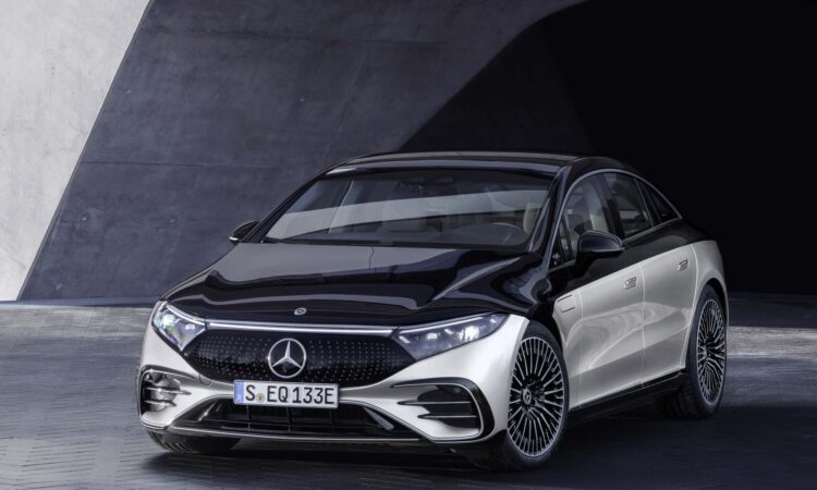 Comienza producción del auto eléctrico dedicado de Mercedes-Benz