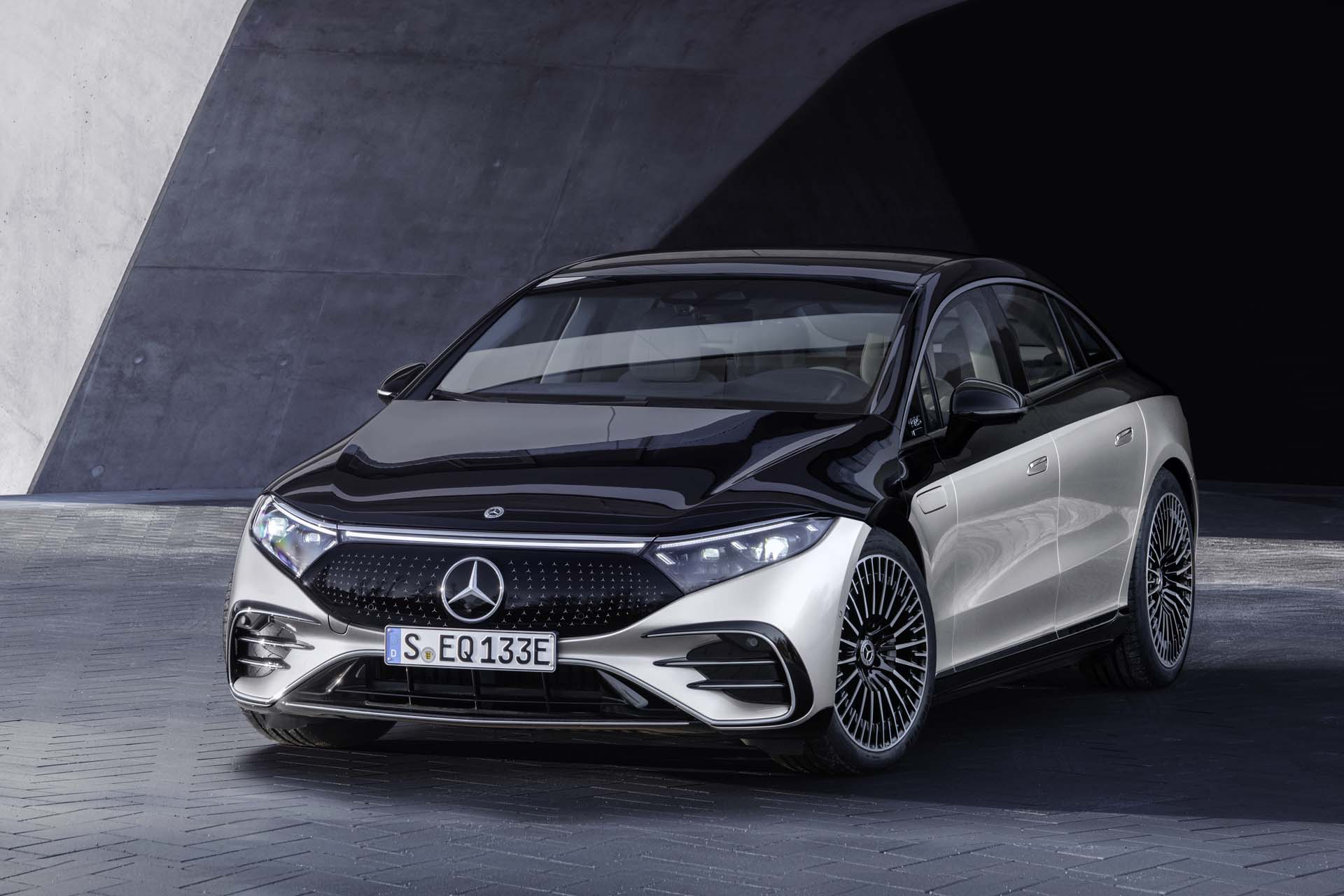Comienza producción del auto eléctrico dedicado de Mercedes-Benz