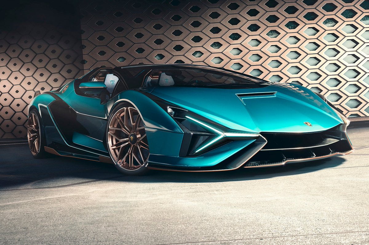 Lamborghini electrificará la alineación para fines del 2024
