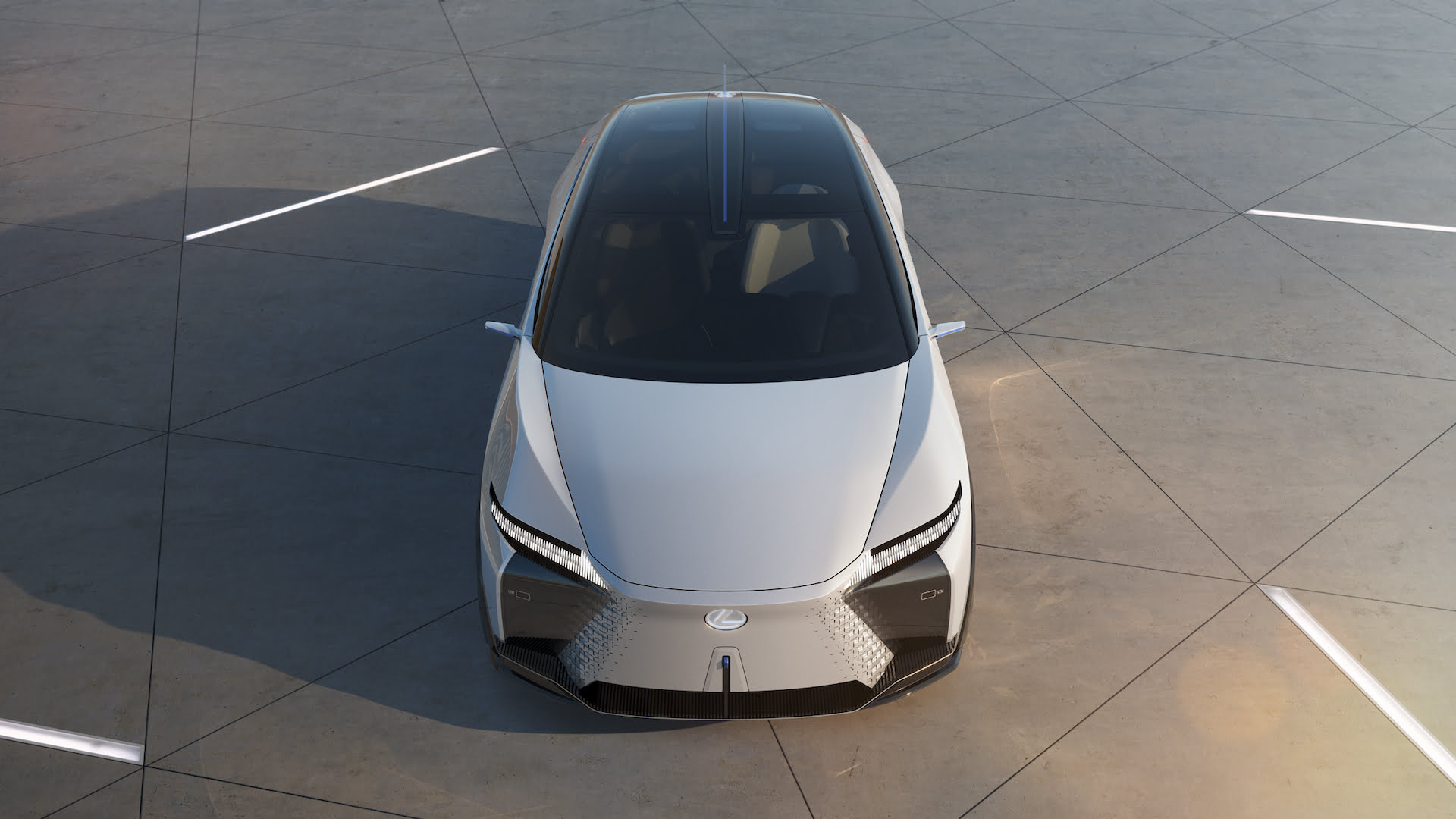 Primer híbrido enchufable de Lexus debutará en 2021
