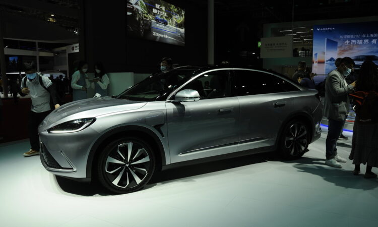 Huawei apunta a autos sin conductor para 2025