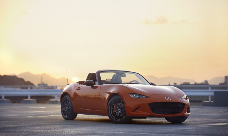 Mazda confirma electrificación para el MX-5 Miata
