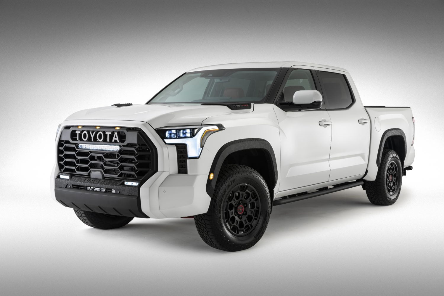 Toyota revela más de su rediseñada Tundra 2022