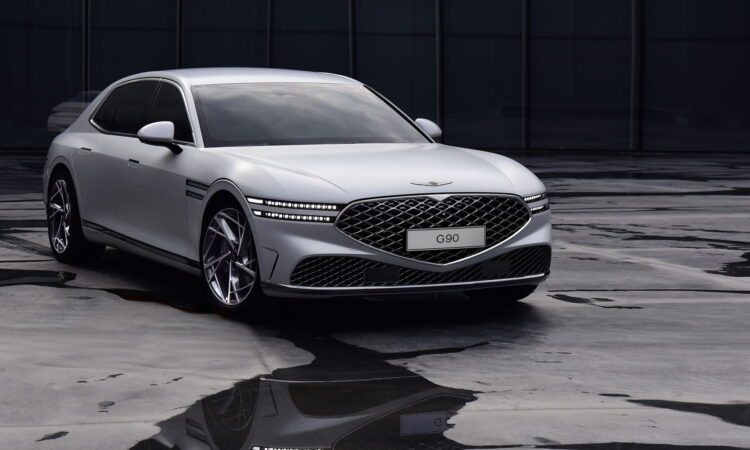 Genesis G90 2023