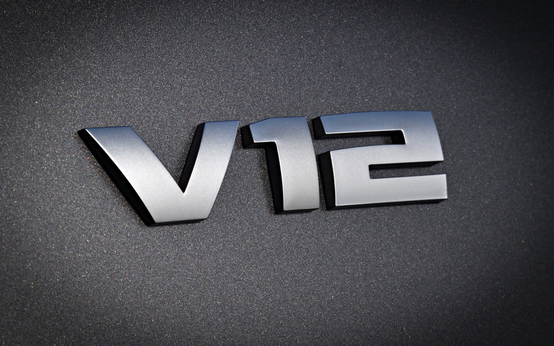 BMW construirá su último auto V-12 en 2022