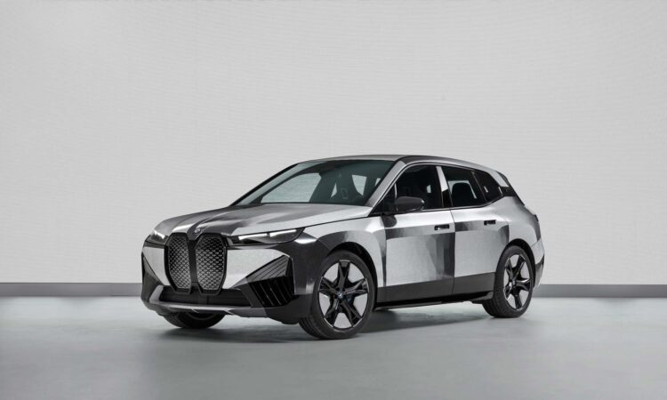 BMW presenta la tecnología de pintura que cambia de color
