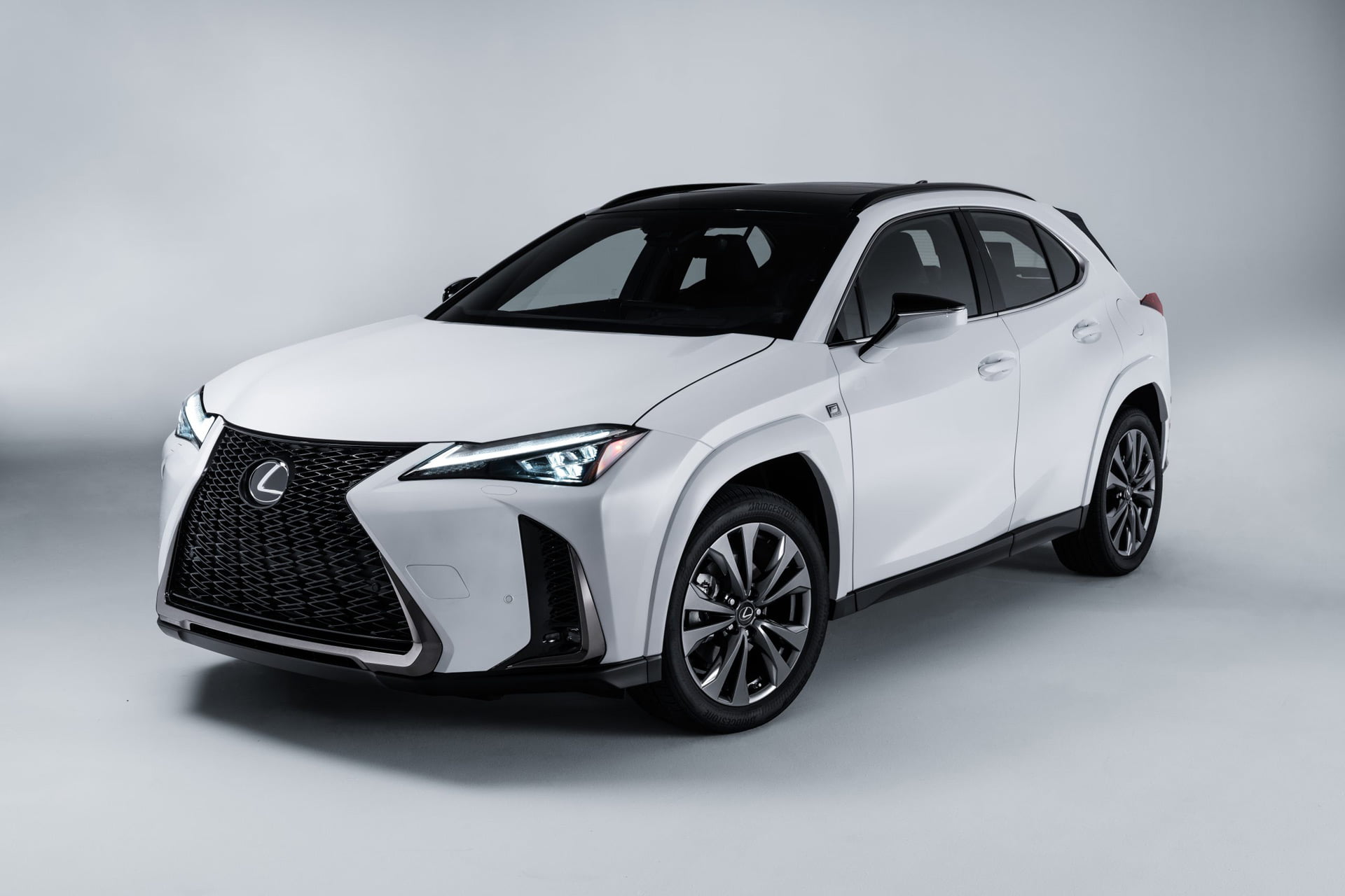 Lexus UX 250h 2023