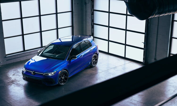 Volkswagen Golf R 20th Anniversary Edition 2023