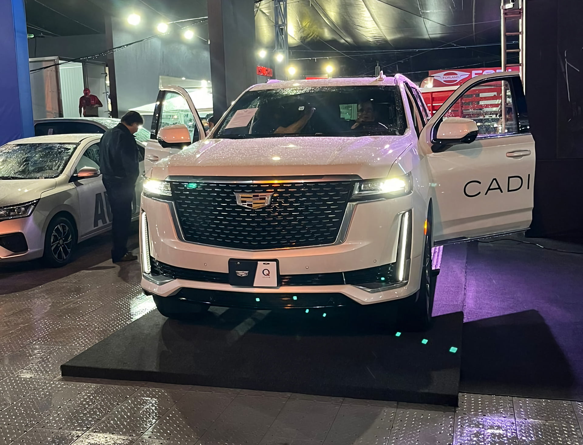 Cadillac presenta en Costa Rica su icónico Escalade ESV 2023