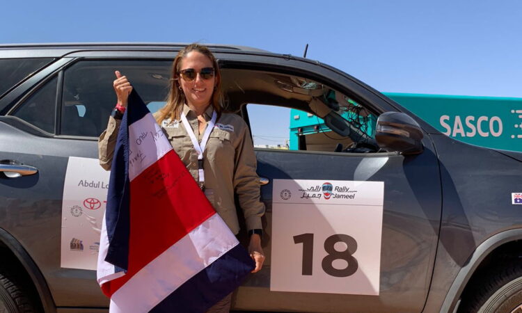 Costarricense María Luisa Fabres compite en Arabia Saudita