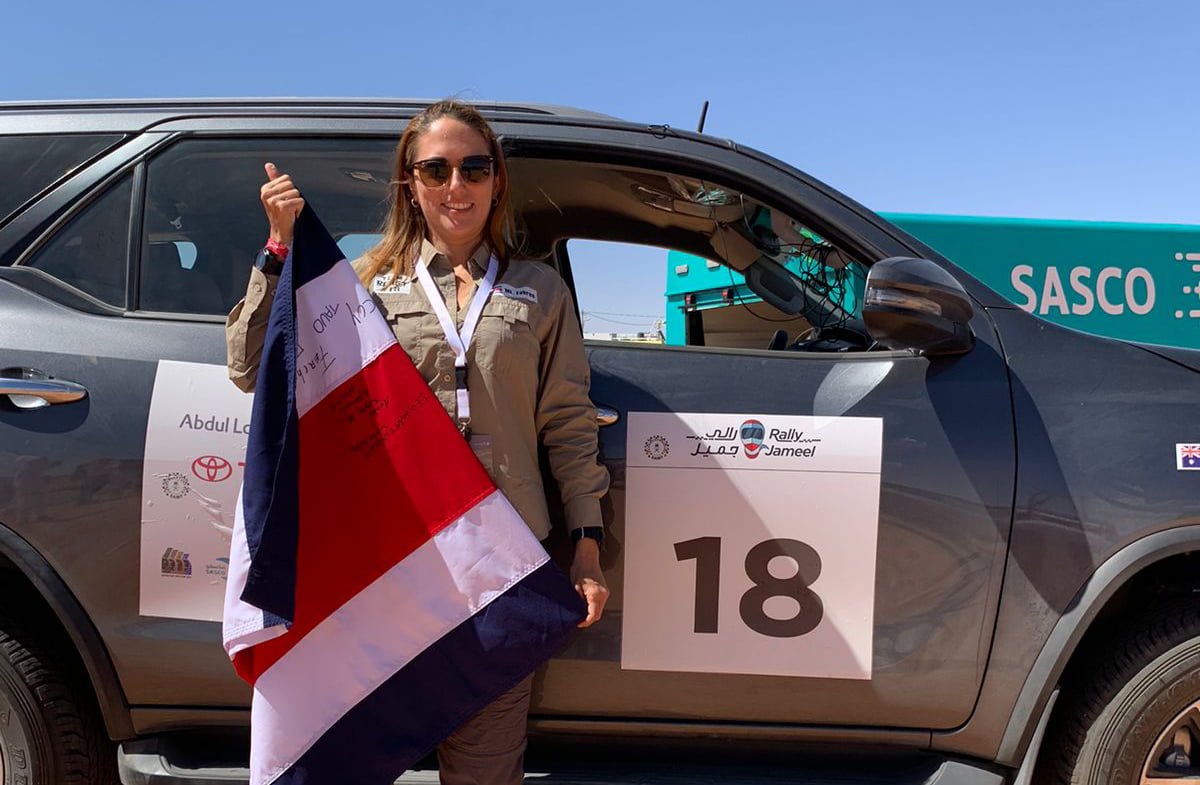 Costarricense María Luisa Fabres compite en Arabia Saudita
