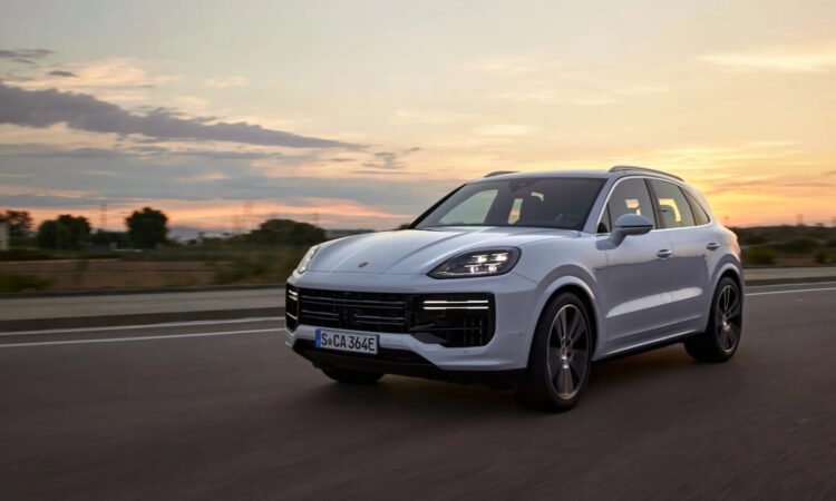 Porsche Cayenne Turbo E-Hybrid 2024