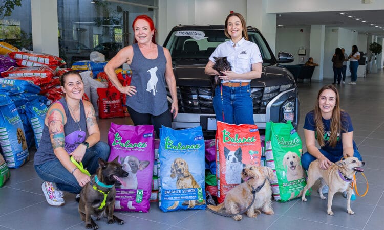 Zaguatón recauda 4.5 toneladas de comida para perros en apoyo a Territorio de Zaguates