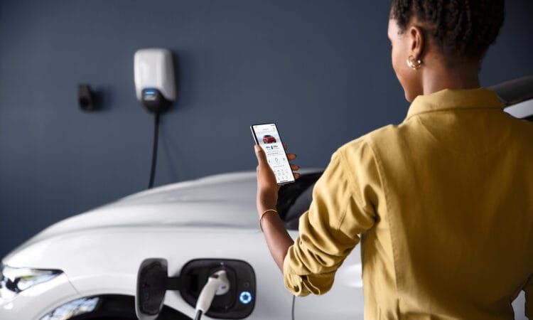 Consejos para una conducción segura y sin fallos en auto eléctrico