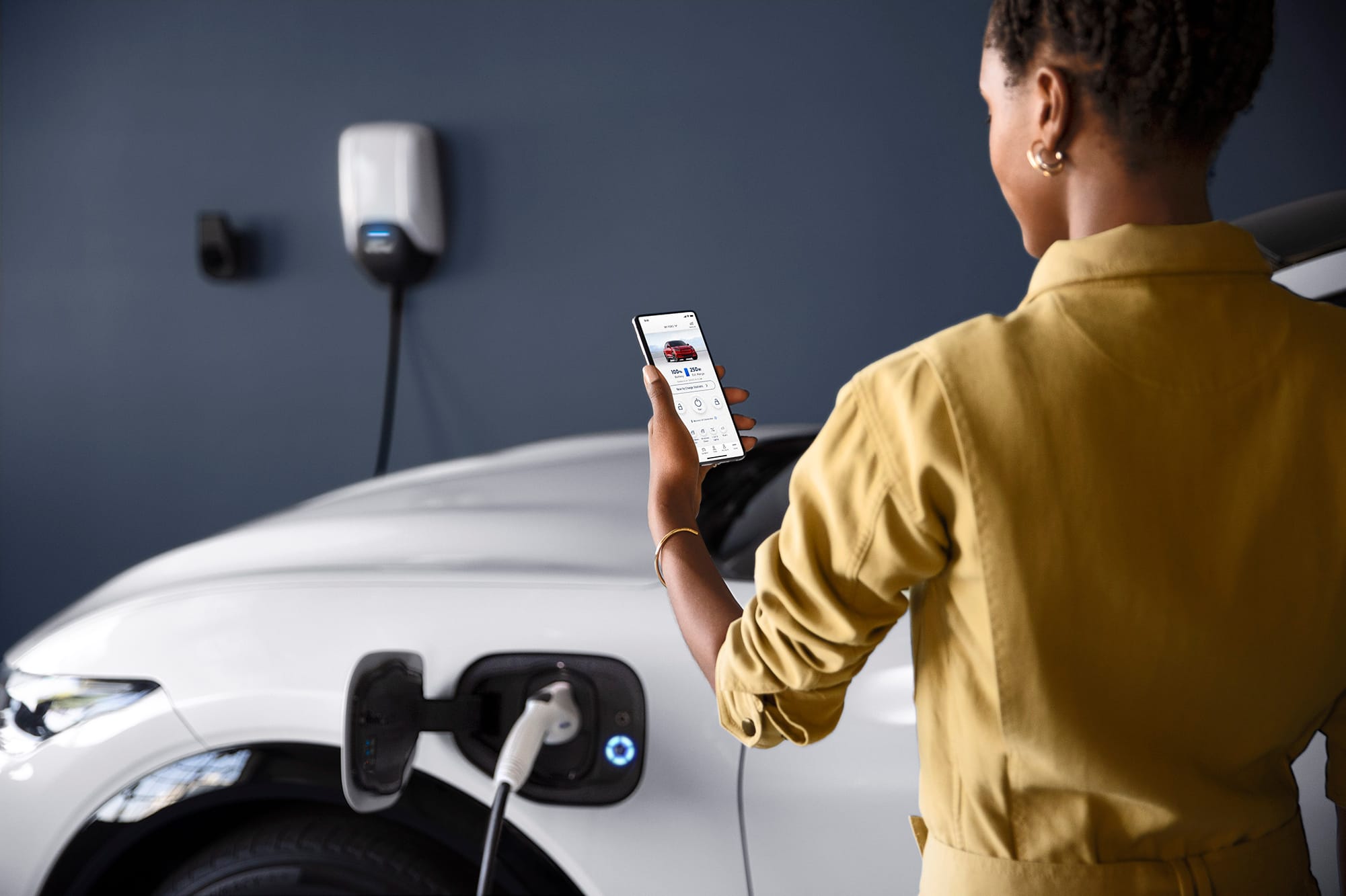 Consejos para una conducción segura y sin fallos en auto eléctrico