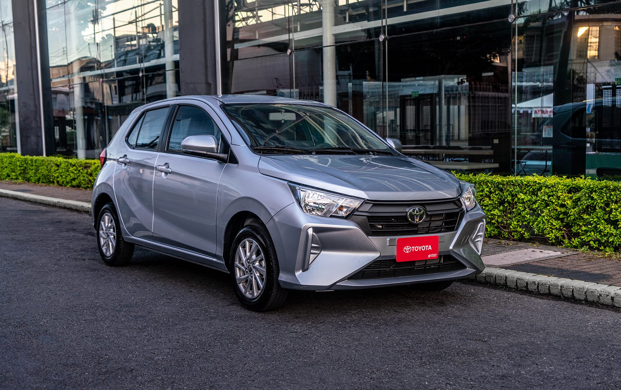 Toyota Agya 2024 se actualiza con modernidad y confort