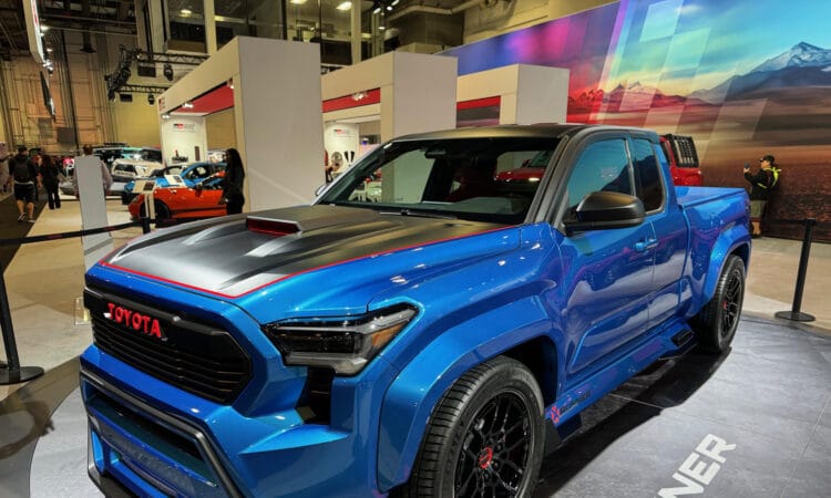Toyota Tacoma X-Runner Concept