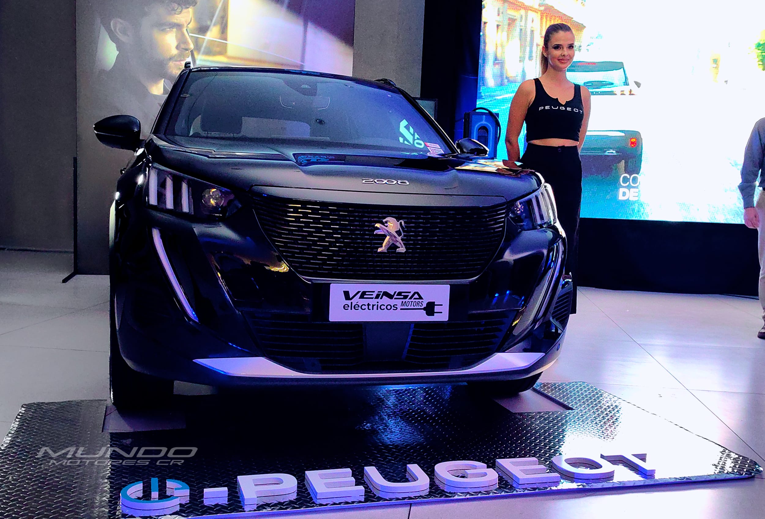 Peugeot e-2008