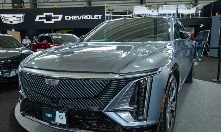 Cadillac abre la preventa de su primer auto eléctrico durante Expomóvil
