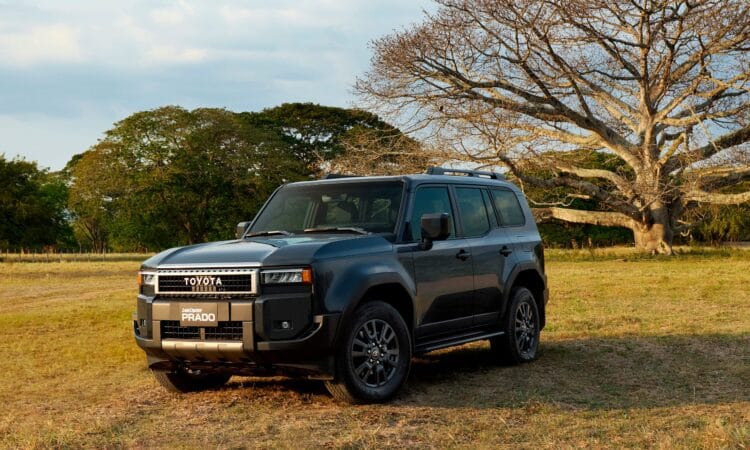 Toyota Destaca Land Cruiser Prado Y Sus Pickups En Expomóvil 2024