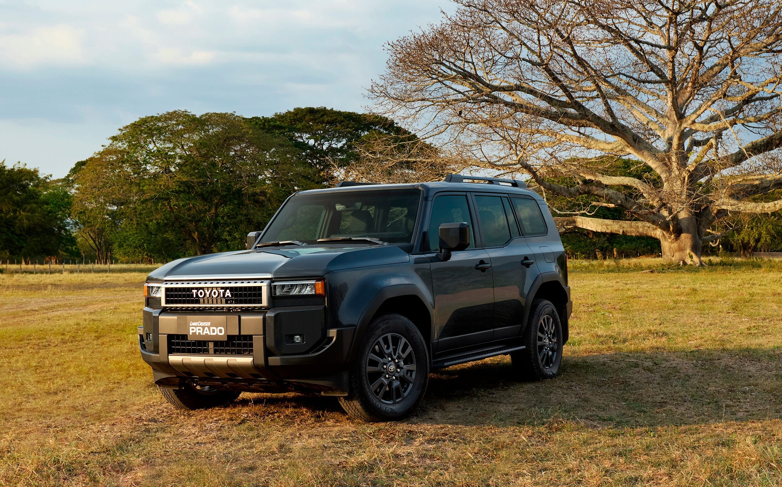Toyota Destaca Land Cruiser Prado Y Sus Pickups En Expomóvil 2024