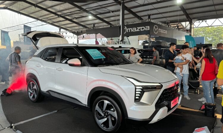 Veinsa Motors presenta el nuevo Outlander Sport
