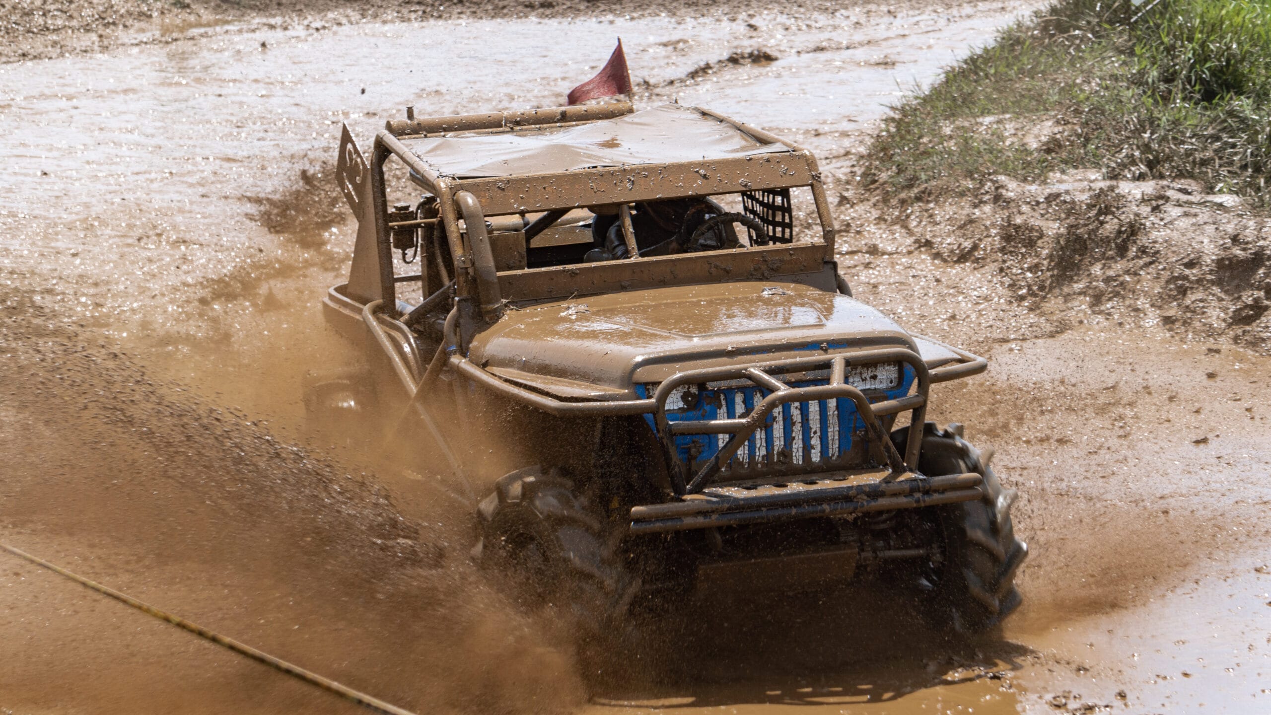 Autocross dejó sorpresas en Campo Ayala