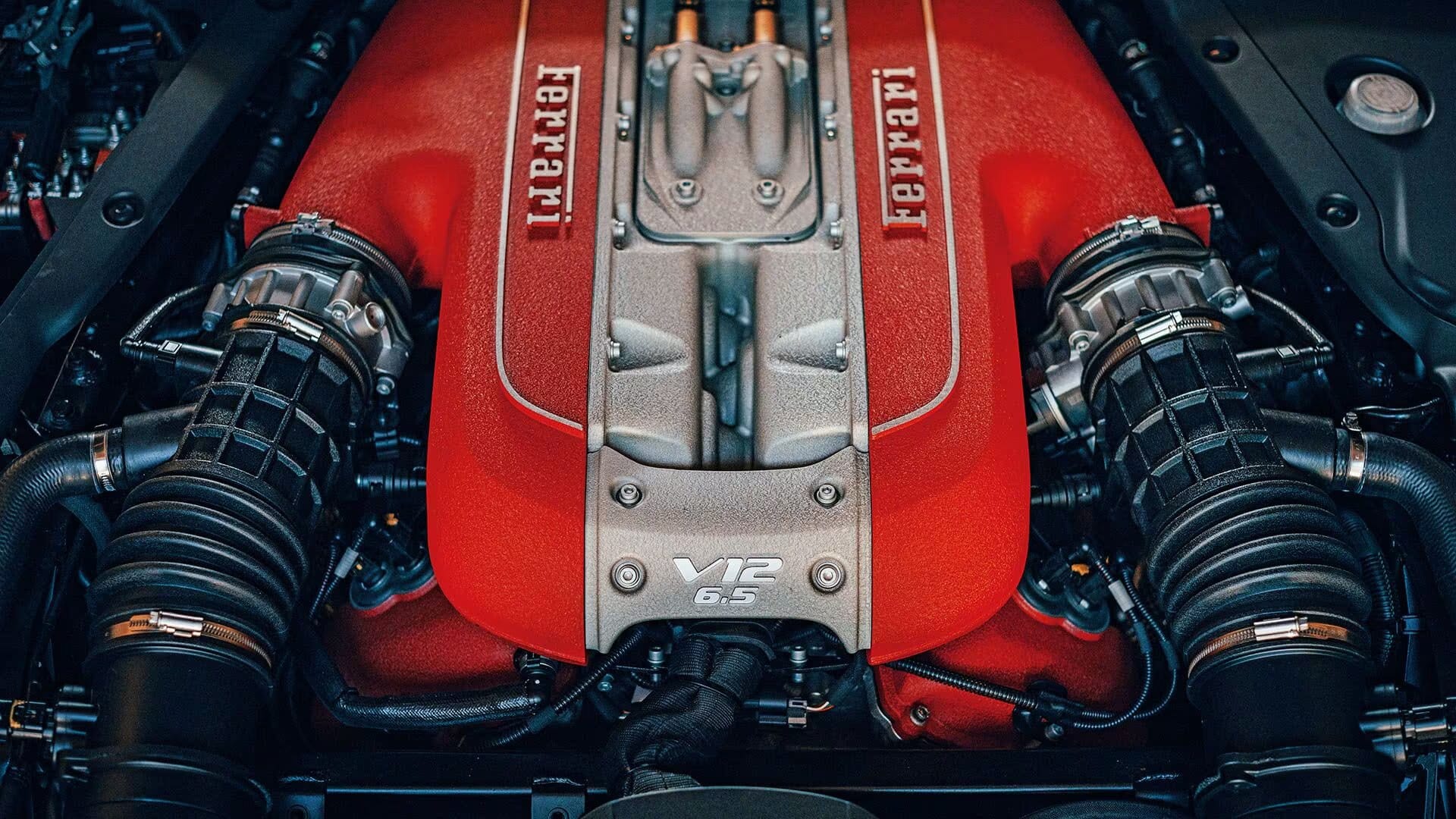 Ferrari continuará con los V-12 hasta que sean prohibidos
