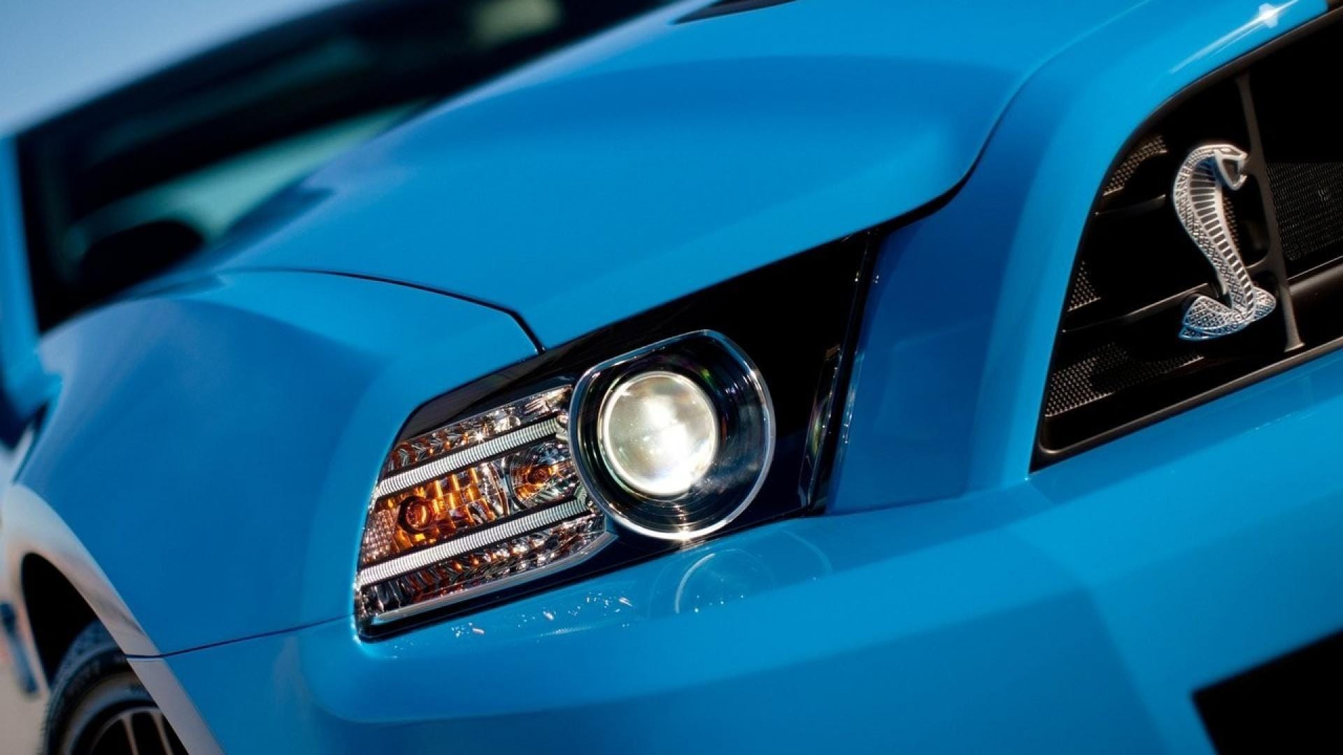 Ford podría estar desarrollando faros que seguirían la mirada del conductor