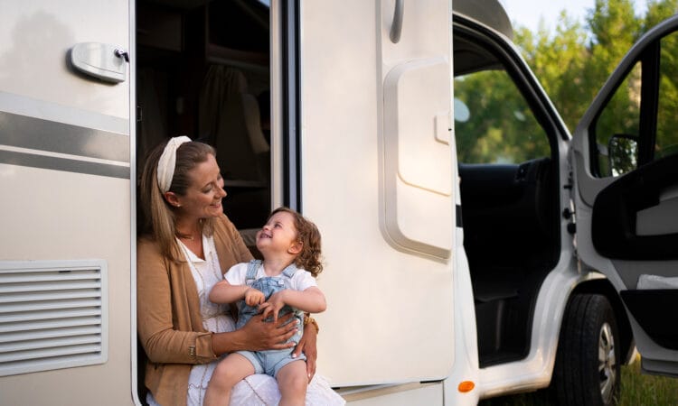 Recomendaciones de Bridgestone para Viajar en Carretera este día de la Madre