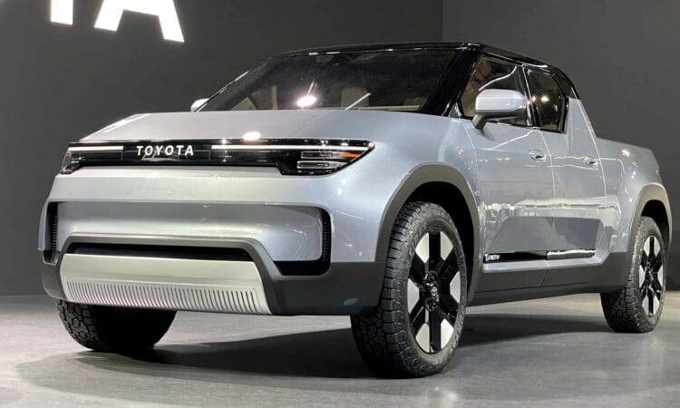 toyota corolla pickup