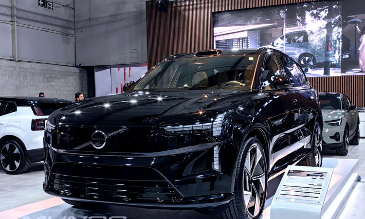 volvo ex90