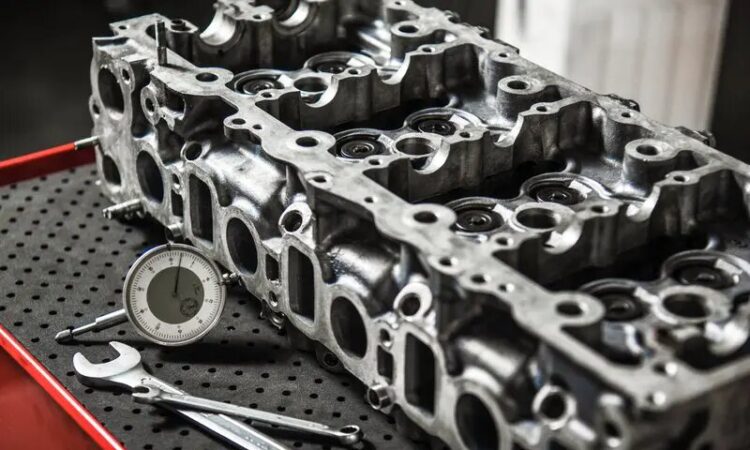 qué es el cabezote de un motor