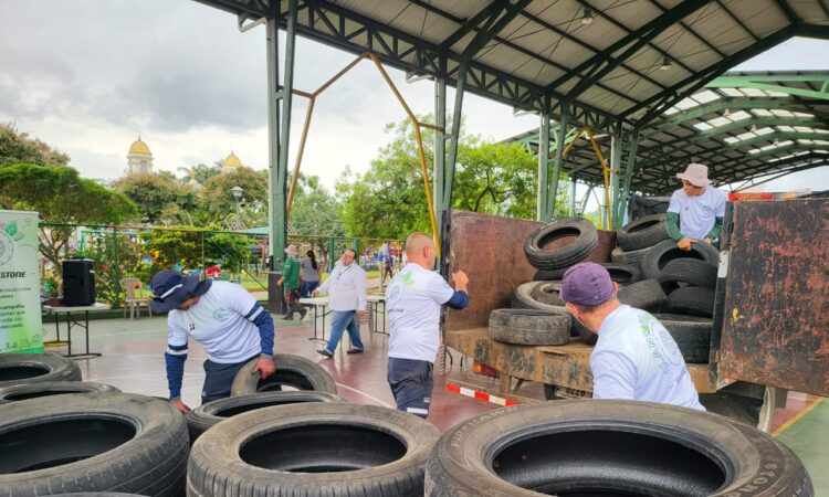 llantatón logra superar meta de recolección de llantas en desuso