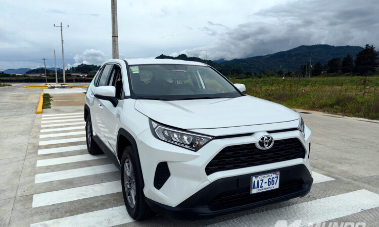 Ficha Técnica Toyota RAV4 2025