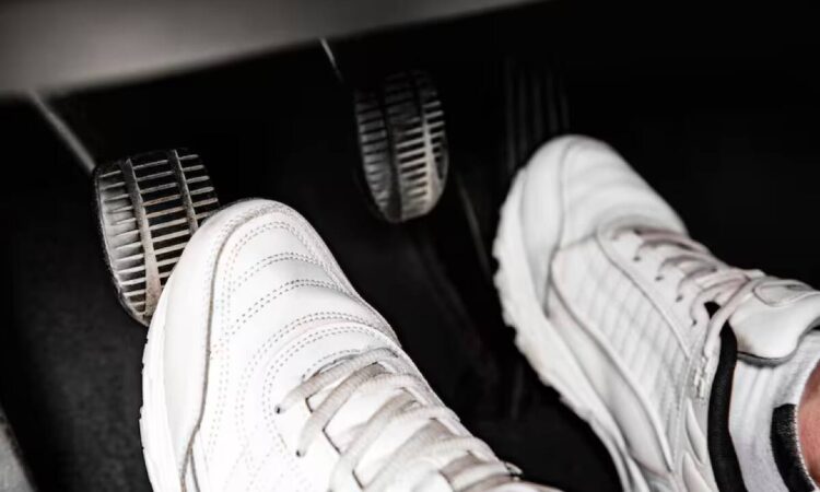 5 errores que dañan el clutch (embrague)