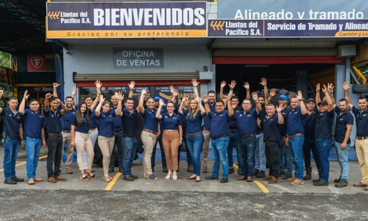 Bridgestone impulsa a mujeres líderes de la industria llantera en Costa Rica