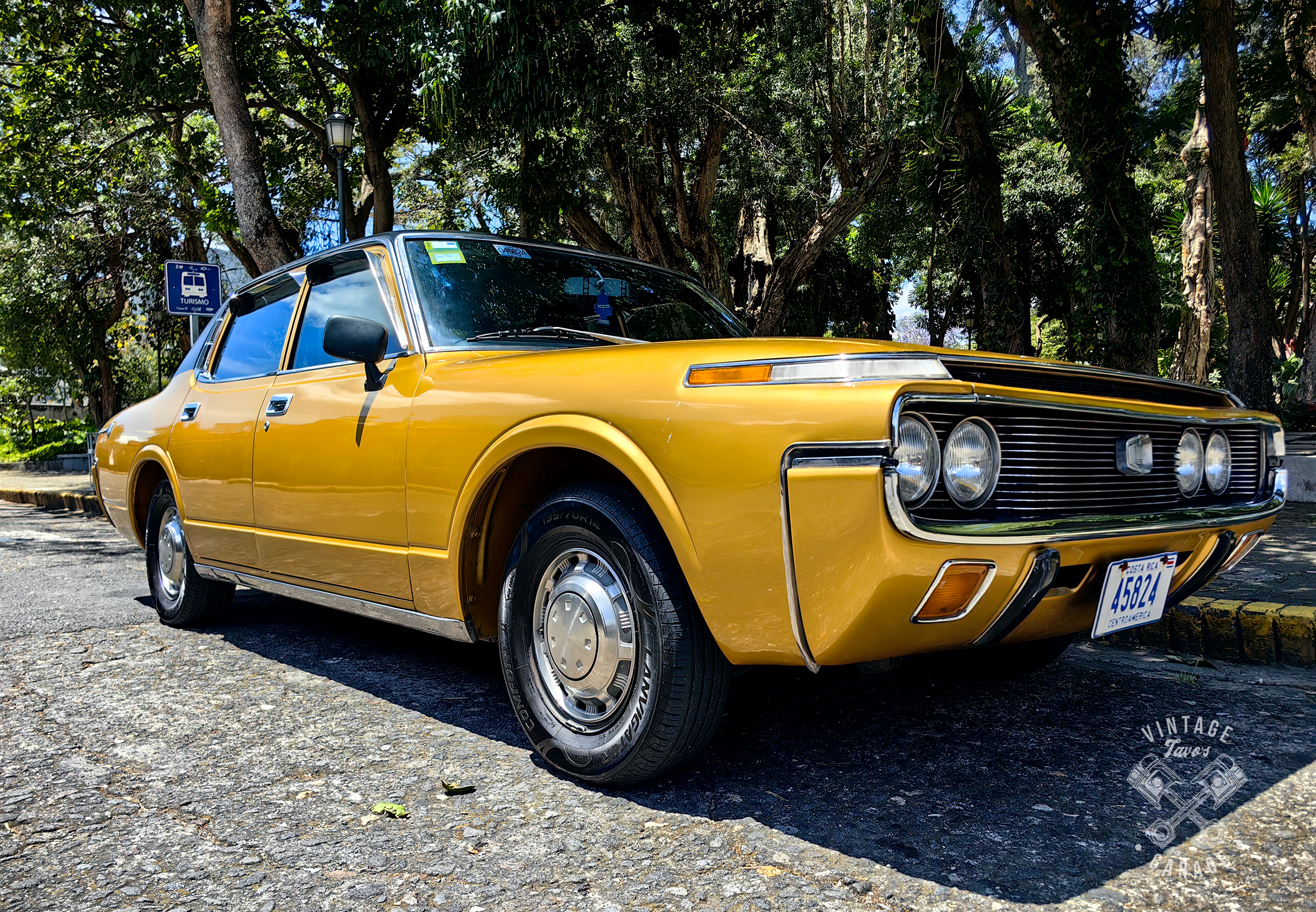 Toyota Crown 1973