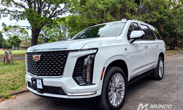 Ficha Técnica Cadillac Escalade ESV 2026